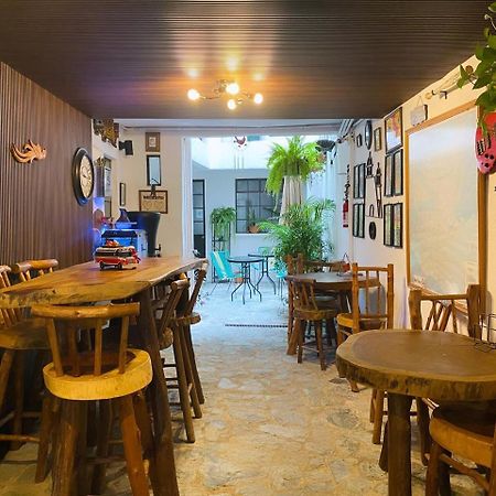 Hostal 17-52 Guatemala City ภายนอก รูปภาพ