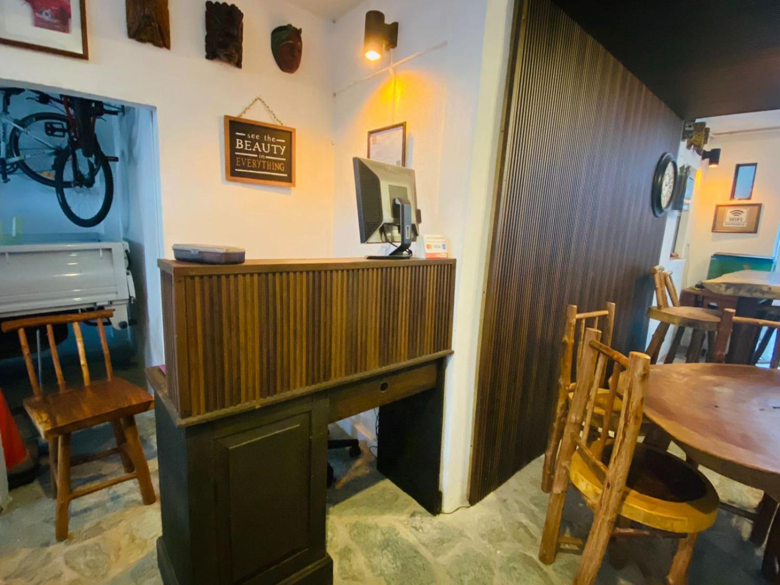 Hostal 17-52 Guatemala City ภายนอก รูปภาพ