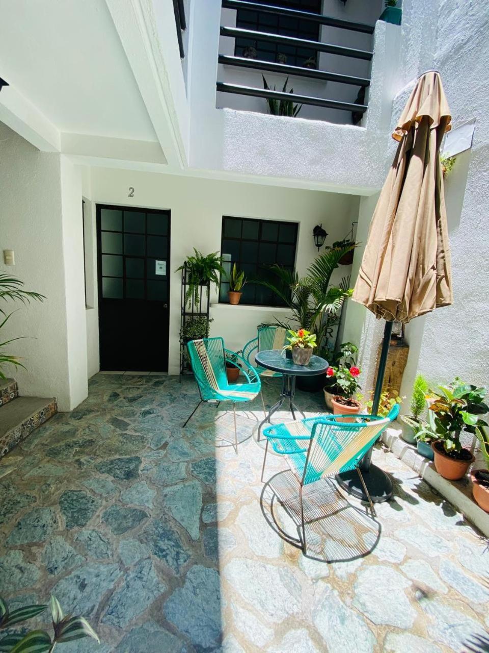 Hostal 17-52 Guatemala City ภายนอก รูปภาพ