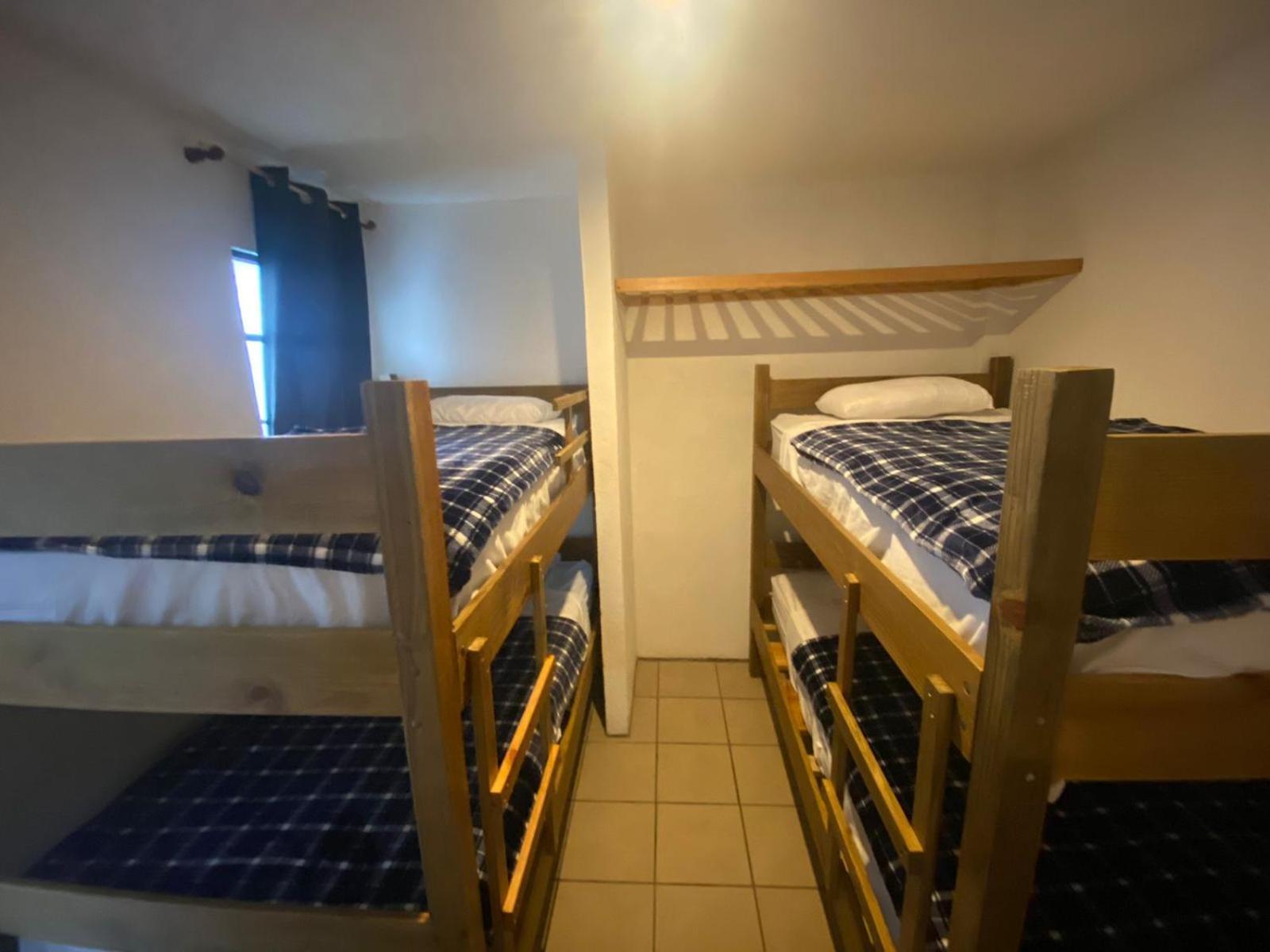 Hostal 17-52 Guatemala City ภายนอก รูปภาพ